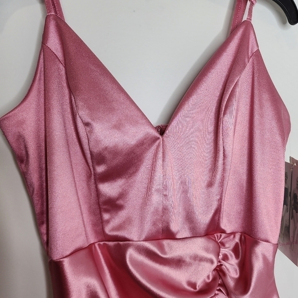 Honey and Rosie NWT Formal Homecoming Dress Knee Length Ruched Mauve Pink - Picture 3 of 10